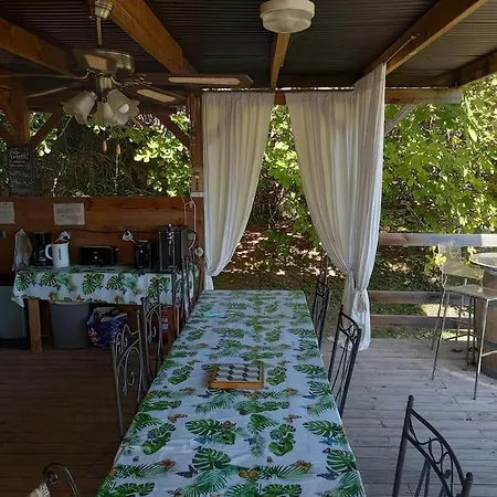 Villa Caroly *
