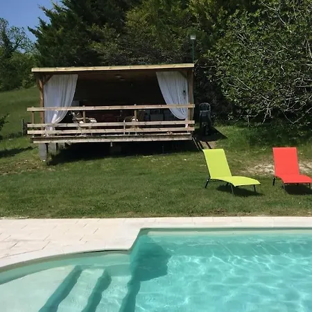 Caroly Léguillac-de-Lauche
